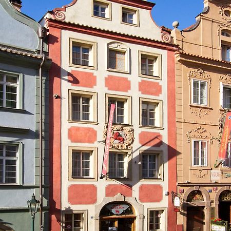 Red Lion Hotel Prag Dış mekan fotoğraf